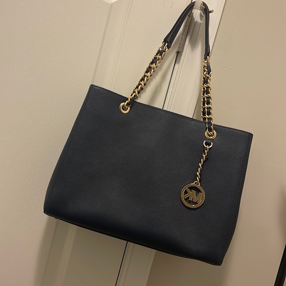 MICHAEL Michael Kors Bags Michael Kors Susannah Leather Shoulder